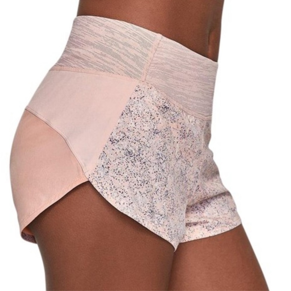 Outdoor Voices Hudson pebbled pink shorts